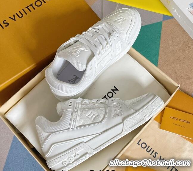 Charming Louis Vuitton LV Trainer Sneakers in Monogram Leather All White 0412014