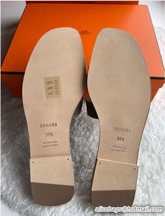 Buy New Design Hermes Oran Classic Leather Flat Slide Sandal HE7410 Etoupe