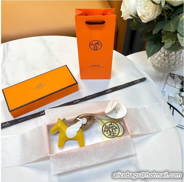 Well Crafted Hermes Horse H4580