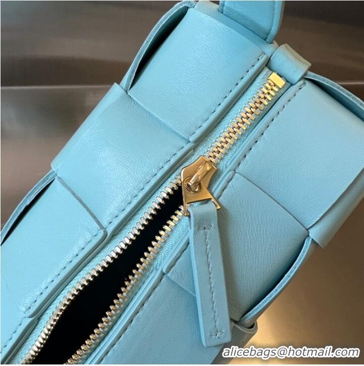 Famous Brand Bottega Veneta Brick Cassette 709360 sky blue