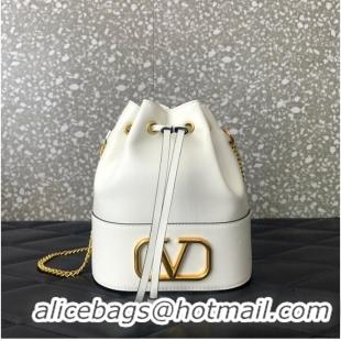 Grade Design VALENTINO VLOGO SIGNATURE Lambskin Mini Bucket Bag FI16 white