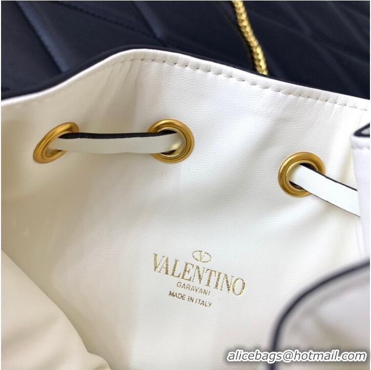 Grade Design VALENTINO VLOGO SIGNATURE Lambskin Mini Bucket Bag FI16 white