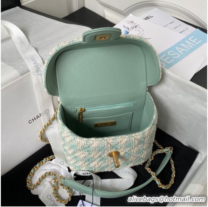 Well Crafted CHANEL SMALL VANITY CASE AS3973 Light Blue