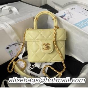 CHANEL SMALL VANITY CASE Lambskin & Gold-Tone Metal AS3973 yellow