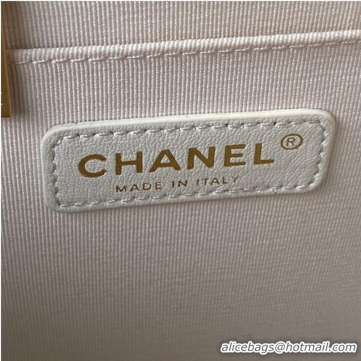 Famous Brand Chanel SMALL FLAP BAG AS3932 WHITE