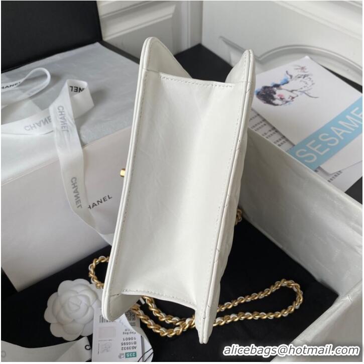 Famous Brand Chanel SMALL FLAP BAG AS3932 WHITE