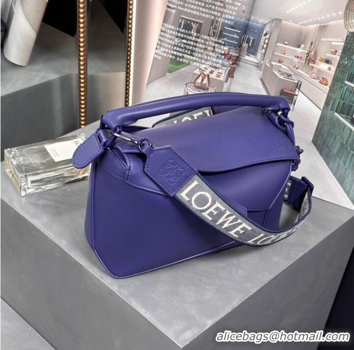 Shop Promotional Loewe Puzzle Bag Leather 1209 blue