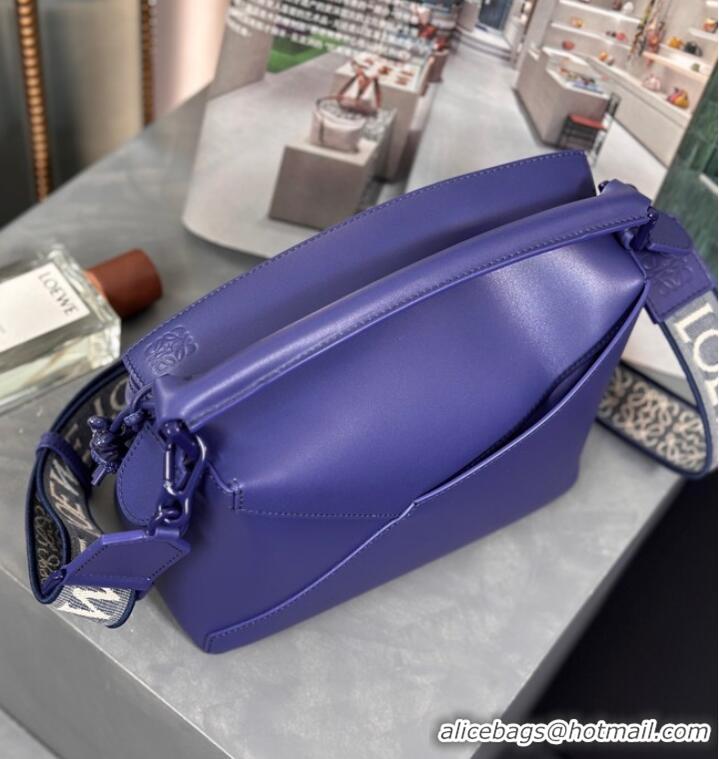 Shop Promotional Loewe Puzzle Bag Leather 1209 blue