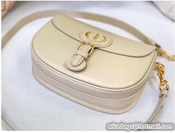 Good Product MEDIUM DIOR BOBBY BAG Box Calfskin M9319 Cream