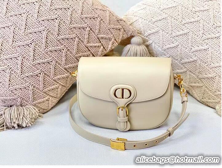 Good Product MEDIUM DIOR BOBBY BAG Box Calfskin M9319 Cream