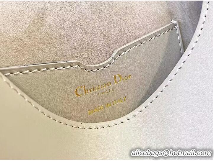 Good Product MEDIUM DIOR BOBBY BAG Box Calfskin M9319 Cream