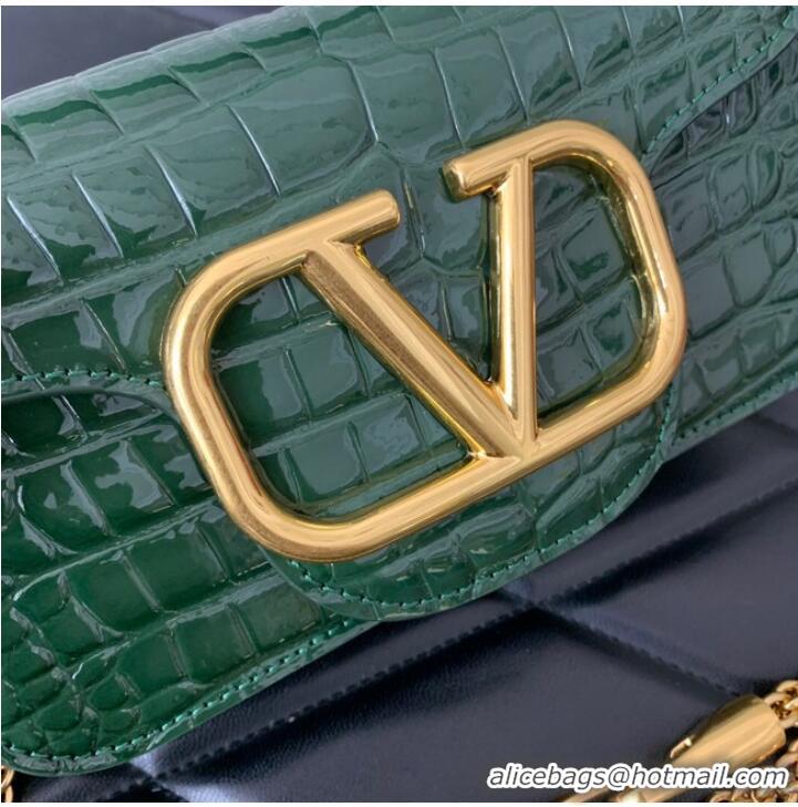 Top Quality VALENTINO GARAVANI Loco Calf leather bag WA0K53 green