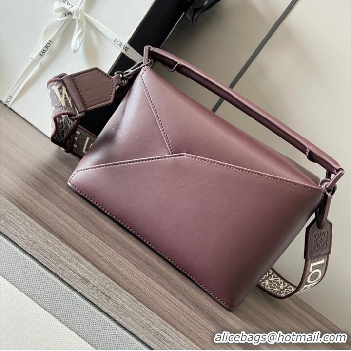 Buy Inexpensive Loewe Puzzle Bag Leather 052239 Wine