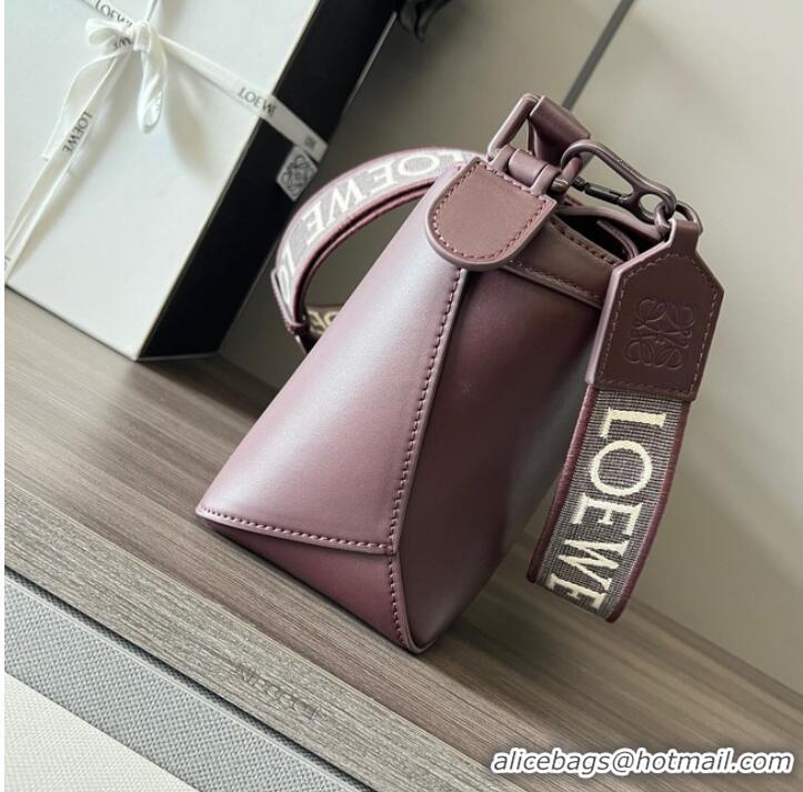 Buy Inexpensive Loewe Puzzle Bag Leather 052239 Wine