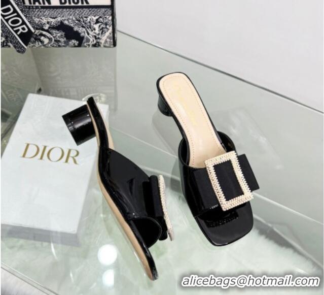 Pretty Style Dior Idylle Heeled Slide Sandals 3.5cm in Black Patent Leather with Grosgrain Bow 2122337