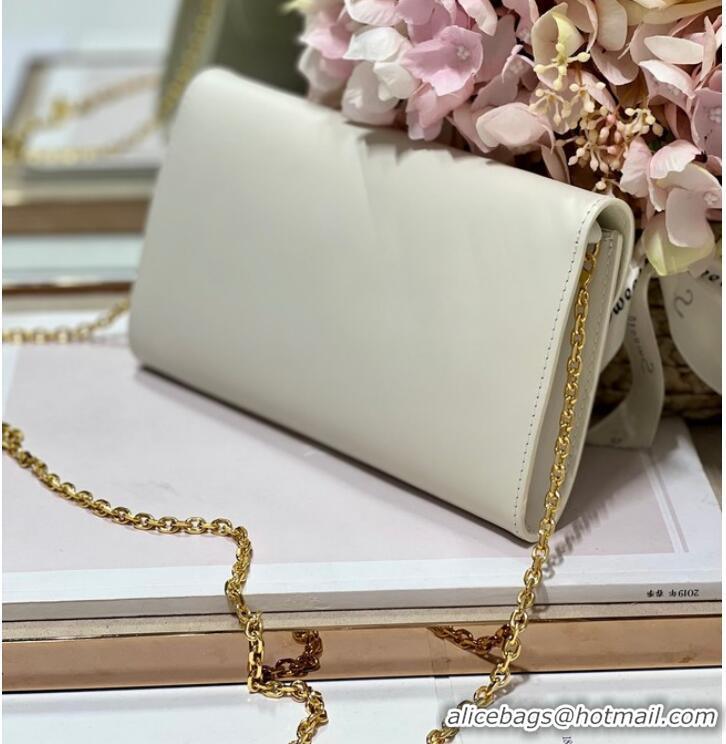 Buy Inexpensive DIOR BOBBY EAST-WEST POUCH WITH CHAIN Smooth Calfskin S5703UBP Latte