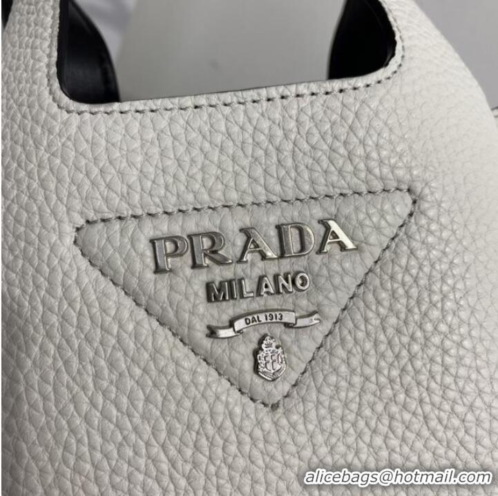 Famous Brand Prada Leather handbag 1BA349 White