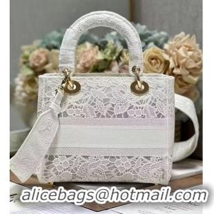 Buy Inexpensive Dior Medium Lady D-Lite Bag White D-Lace Embroidery With 3D Macrame Effect M0565OEAX