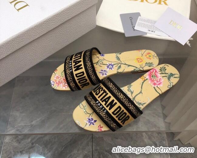 Luxurious Dior Dway Flat Slide Sandals in Beige Multicolor Embroidered Cotton with Dior Petites Fleurs Motif 321027