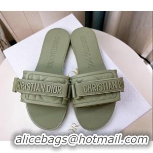 Unique Style Dior Dio(r)evolution Flat Slide Sandals in Quilted Cannage PVC Green 0321034