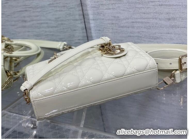 Buy Fashionable Dior SMALL LADY D-JOY BAG Patent Cannage Calfskin M0613OW white