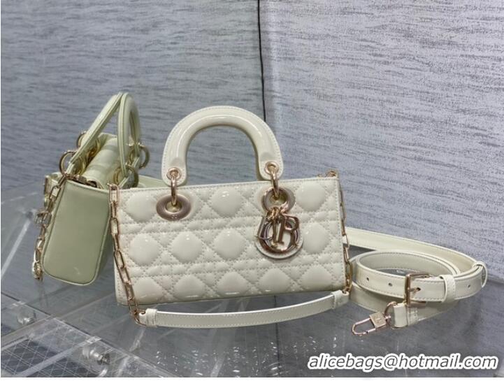 Buy Fashionable Dior SMALL LADY D-JOY BAG Patent Cannage Calfskin M0613OW white