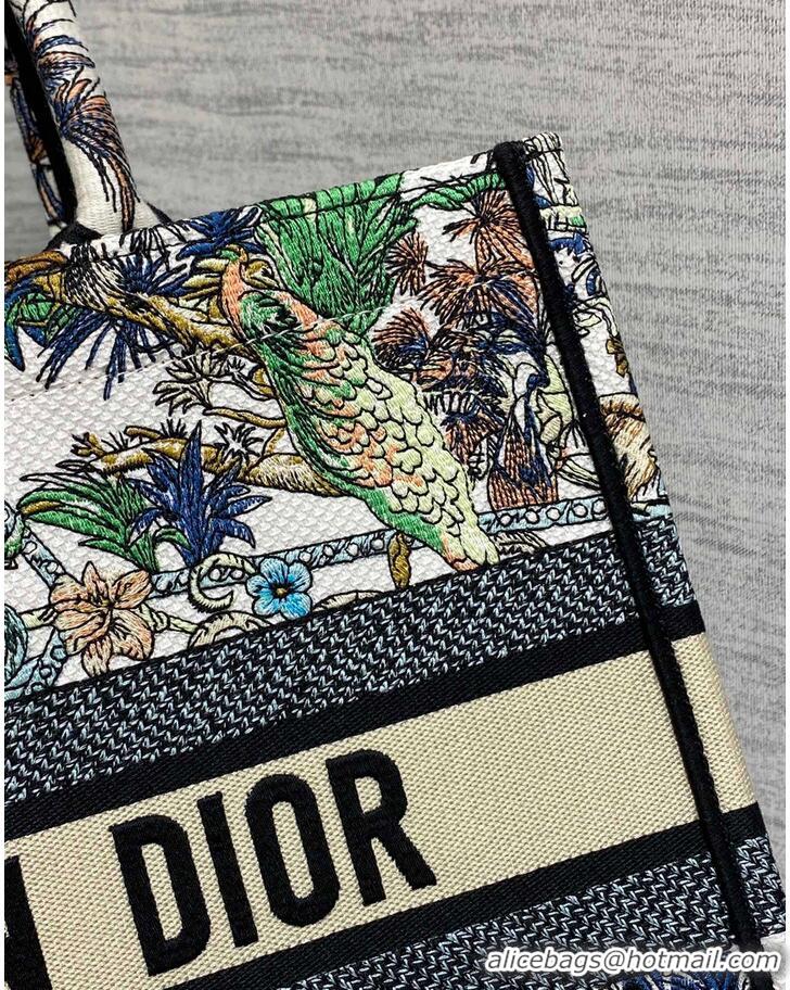 Fashion Discount MEDIUM DIOR BOOK TOTE White Multicolor Etoile de Voyage Embroidery M1296ZEBN