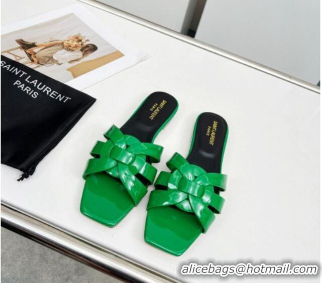 Sumptuous Saint Laurent Flat Slide Sandals in Patent Leather Green 324148