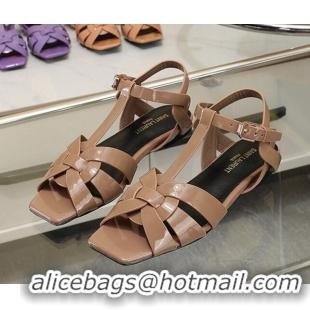 Pretty Style Saint Laurent Flat Sandals in Beige Patent Leather 0426122