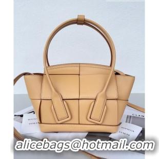 Pretty Style Bottega Veneta Mini Arco Tote Bag in intreccio Smooth Calfskin 600606 Apricot 2023