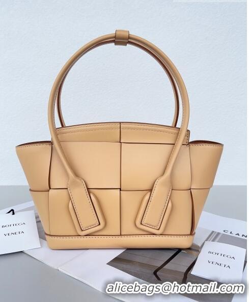 Pretty Style Bottega Veneta Mini Arco Tote Bag in intreccio Smooth Calfskin 600606 Apricot 2023