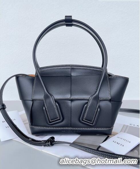 Promotional Bottega Veneta Mini Arco Tote Bag in intreccio Smooth Calfskin 600606 Black 2023