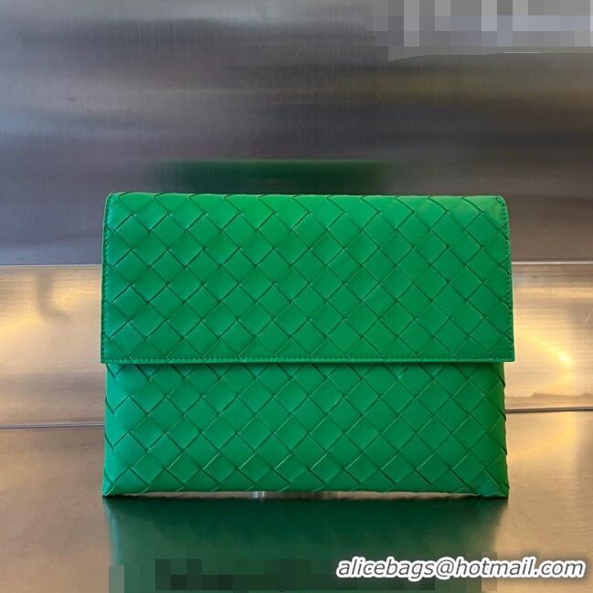 Shop Grade Bottega Veneta Medium Flap Pouch in Intrecciato Leather Parakeet 667138 Green 2023