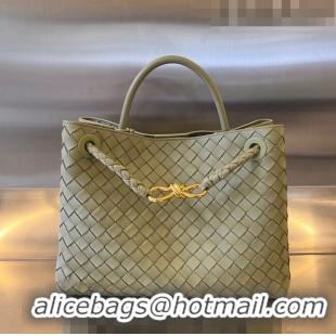 Good Taste Bottega Veneta Medium Andiamo Top Handle Bag in Intrecciato Leather 7435723 Travertine Green 2023