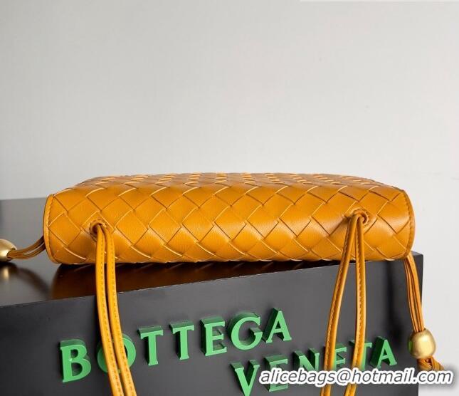 Best Price Bottega Veneta Trio Pouch On Strap Bag in Intrecciato 717435 Cob Orange 2023