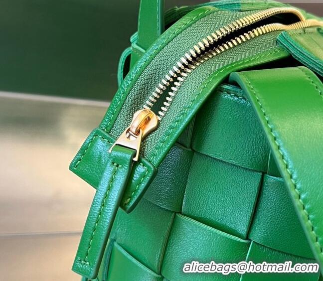 Well Crafted Bottega Veneta Bowling Cassette Bag in Intreccio Parakeet Leather 730327 Green 2023