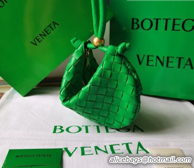 ​Shop Fashion Bottega Veneta Small Turn Pouch in Intrecciato leather 701023 Green 2023