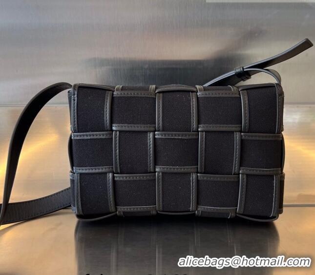 Famous Brand Bottega Veneta Cassette Bag in Intreccio canvas 741451 Black 2023