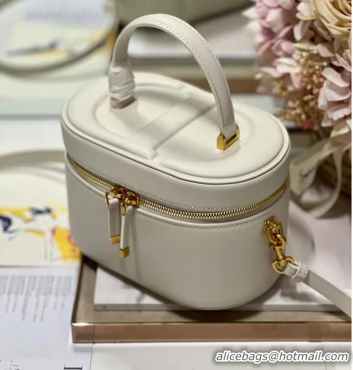 Buy Fashionable SMALL CD SIGNATURE VANITY CASE Calfskin with Embossed CD Signature S2203UTZQ Latte