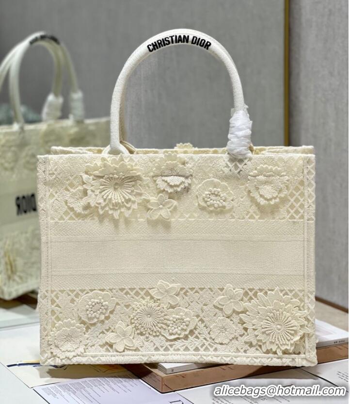 Trendy Design MEDIUM DIOR BOOK TOTE D-Lace Embroidery M1296ZE-2