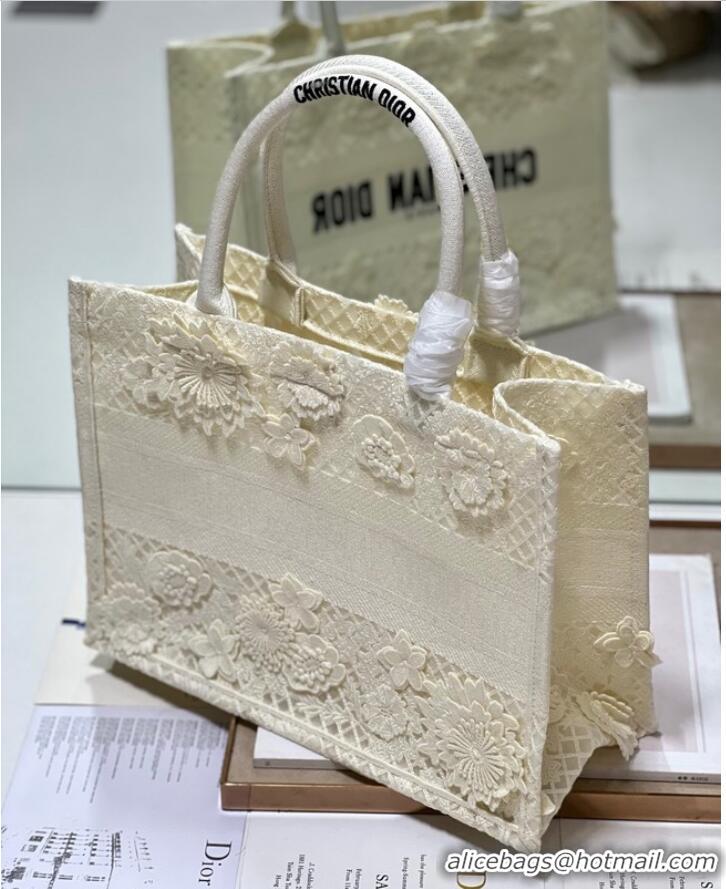 Trendy Design MEDIUM DIOR BOOK TOTE D-Lace Embroidery M1296ZE-2