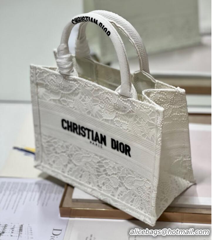 Most Popular SMALL DIOR DIOR BOOK TOTE D-Lace Embroidery M1296ZRG-2