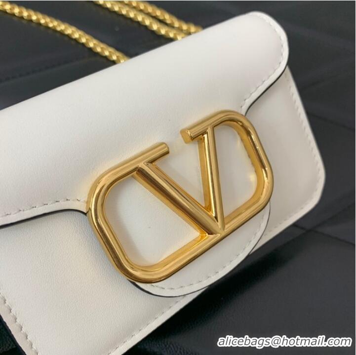 Famous Brand VALENTINO LOCO calf leather chain nano XLI16 white