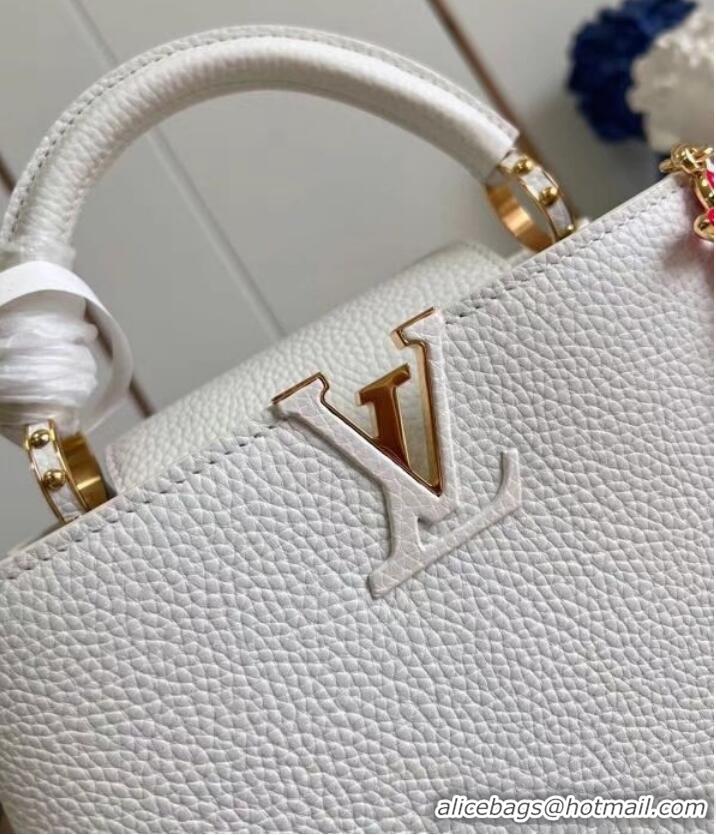 Top Grade Louis Vuitton Capucines BB M21043 white