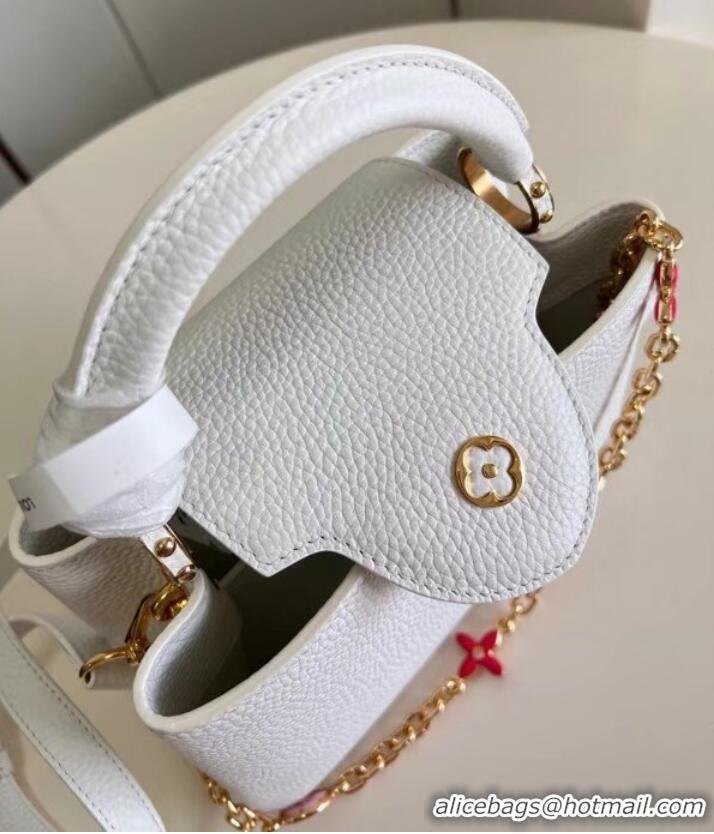 Top Grade Louis Vuitton Capucines BB M21043 white