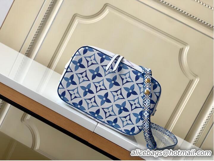 Super Quality Louis Vuitton Giant Monogram Neonoe BB M22986 Gradient Print Blue