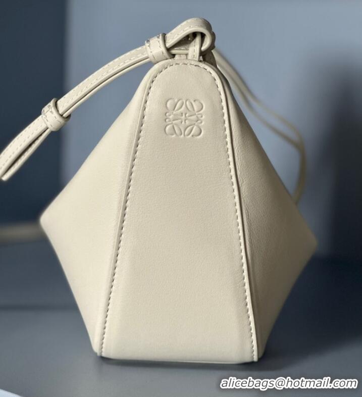 Buy Fashionable Loewe Original Leather Shoulder Handbag C923 Cream