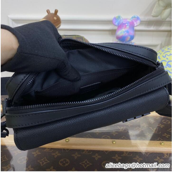 Famous Brand Louis Vuitton Fastline Messenger M22611 black