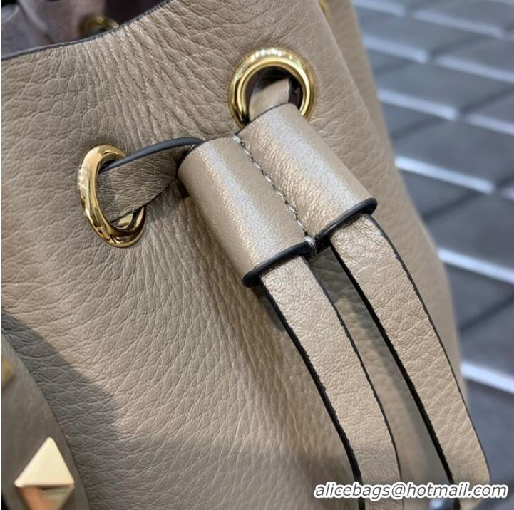 Top Quality VALENTINO VLOGO SIGNATURE Lambskin nano Bucket Bag 0319 gray