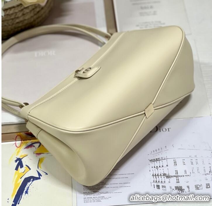 Promotional MEDIUM DIOR KEY BAG Dusty Ivory Box Calfskin M1843OBEQ